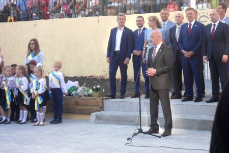 Одесский Европейский лицей торжественно распахнул свои двери (фоторепортаж)