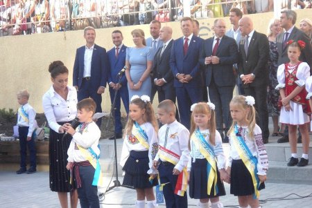 Одесский Европейский лицей торжественно распахнул свои двери (фоторепортаж)