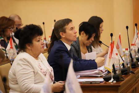 Сесссия Одесского городского совета в лицах (фоторепортаж)