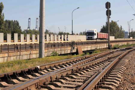 В Одесском порту открыли движение по эстакаде
