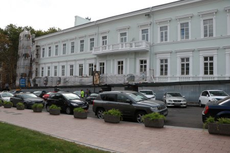 В центре Одессы реставрируют четыре здания–памятника архитектуры (фоторепортаж)