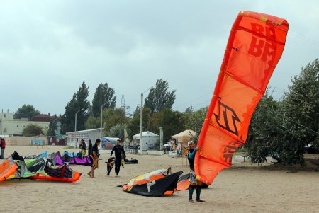 В Лузановке летали над волнами (фоторепортаж)