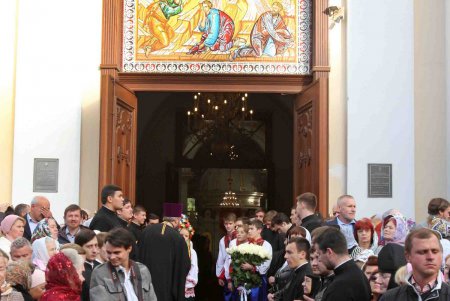 В главном храме Одессы прошел молебен о единстве церкви (фоторепортаж)