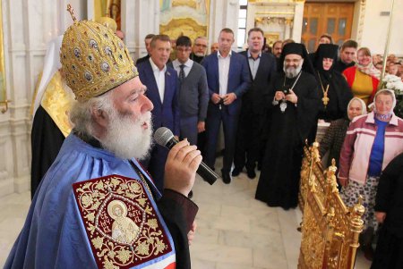 В главном храме Одессы прошел молебен о единстве церкви (фоторепортаж)