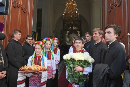В главном храме Одессы прошел молебен о единстве церкви (фоторепортаж)