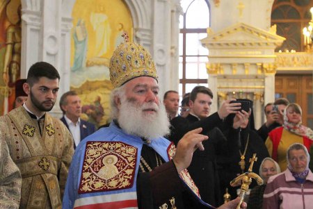 В главном храме Одессы прошел молебен о единстве церкви (фоторепортаж)