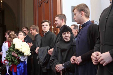 В главном храме Одессы прошел молебен о единстве церкви (фоторепортаж)