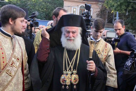 В главном храме Одессы прошел молебен о единстве церкви (фоторепортаж)