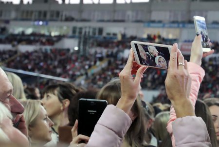 Олег Винник поздравил концертом учителей Одесского региона (фоторепортаж)