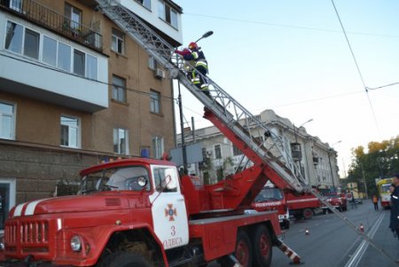 Один человек пострадал на пожаре в Одессе (фото)