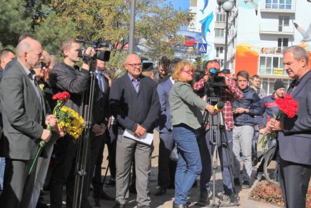В Одессе открыли музей Бориса Деревянко (фоторепортаж)