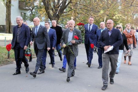 В Одессе открыли музей Бориса Деревянко (фоторепортаж)