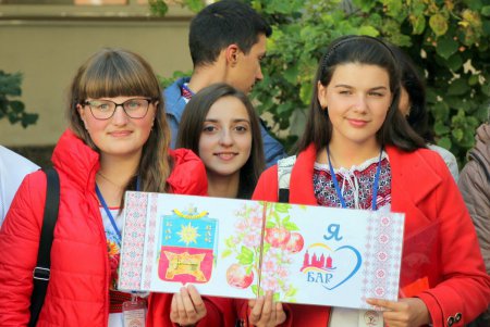 Одесская гимназия собрала актив школьников со всей Украины (фоторепортаж)
