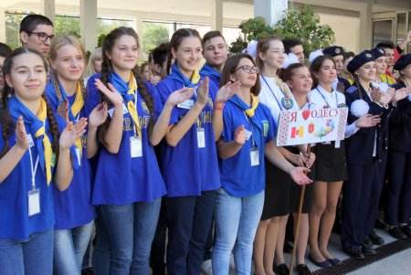 Одесская гимназия собрала актив школьников со всей Украины (фоторепортаж)