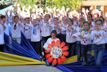 Одесская гимназия собрала актив школьников со всей Украины (фоторепортаж)