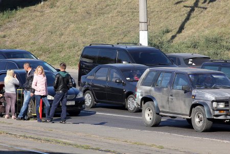 Одесситы поддержали Всеукраинскую акцию протеста против повышения цен на бензин (фоторепортаж)