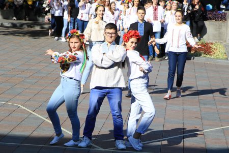 Флешмоб на Думской площади «Вместе мы изменим мир!» (фоторепортаж)