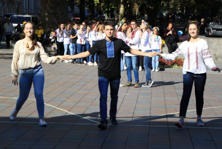 Флешмоб на Думской площади «Вместе мы изменим мир!» (фоторепортаж)