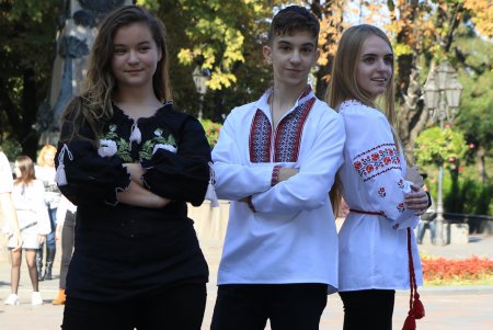 Флешмоб на Думской площади «Вместе мы изменим мир!» (фоторепортаж)