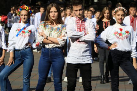 Флешмоб на Думской площади «Вместе мы изменим мир!» (фоторепортаж)