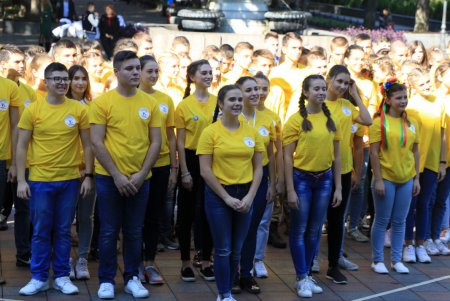 Флешмоб на Думской площади «Вместе мы изменим мир!» (фоторепортаж)