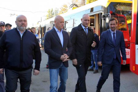 Электротранспорт Одессы пополнился новыми троллейбусами (фоторепортаж)