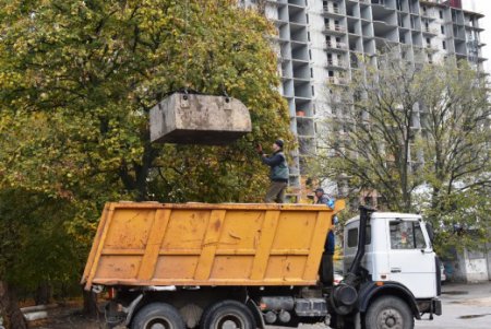 Спорткомплекс «Олимпиец» на проспекте Шевченко начали ремонтировать (фото)