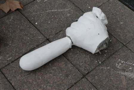 Одесский Меркурий снова держит мешочек с деньгами (фоторепортаж)