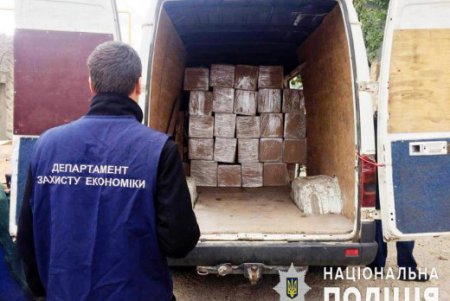 В Одессе перехватили контрабанду сигарет на 1,5 млн грн (фото)