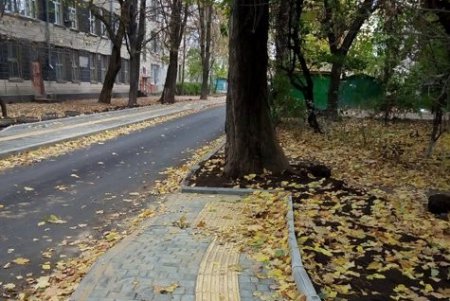 В спальных районах Одессы отремонтировали внутриквартальные проезды (фото)