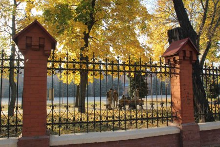 Мэр Одессы презентовал курсантам Военной академии секцию тайского бокса (фото)