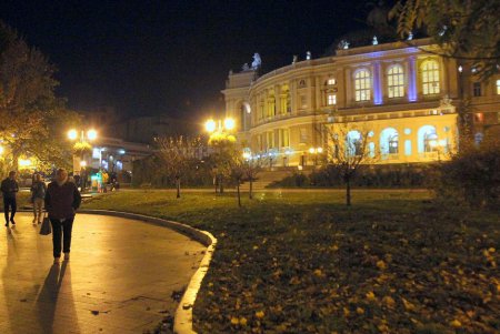 Вечерняя прогулка по Одессе (фоторепортаж)