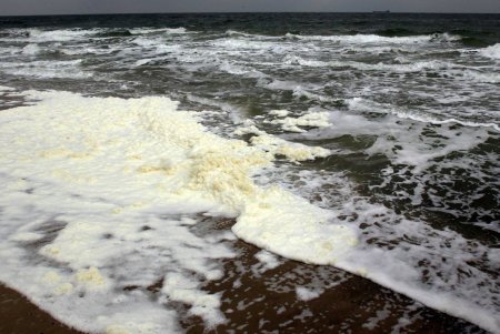 Ноябрьское море: пена прибоя, свежий воздух и неимоверные пейзажи (фоторепортаж)