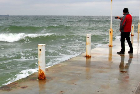 Ноябрьское море: пена прибоя, свежий воздух и неимоверные пейзажи (фоторепортаж)