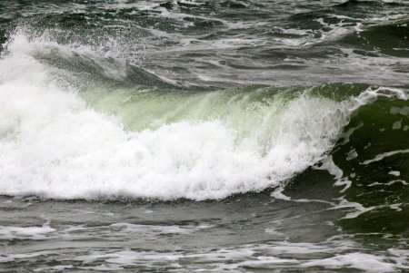 Ноябрьское море: пена прибоя, свежий воздух и неимоверные пейзажи (фоторепортаж)