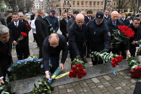 В Одессе торжественно отметили День Достоинства и Свободы 