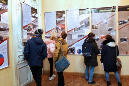 В Одессе открылась выставка «Украина. 1932-1933. Геноцид голодом» (фоторепортаж)