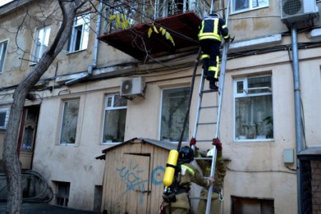 Стали известны подробности пожара в центре Одессы (фото)