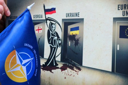 Митинг в поддержку украинских моряков (фоторепортаж)