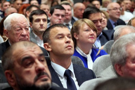 Как мэр Одессы Геннадий Труханов отчитывался перед горожанами (фоторепортаж)