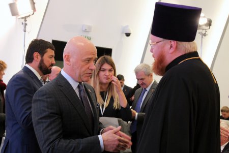 Как мэр Одессы Геннадий Труханов отчитывался перед горожанами (фоторепортаж)