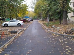 В спальных районах Одессы отремонтировали внутриквартальные проезды (фото)