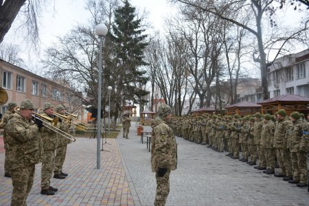 Резервисты территориальной обороны приняли присягу (фото)