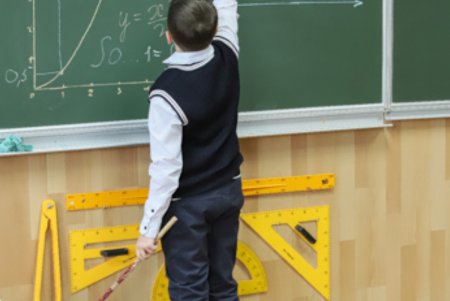 Книга рекордов Украины: в Одессе живет самый юный преподаватель высшей математики 