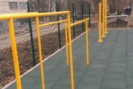 В Одессе отремонтировали пришкольный стадион (фото)