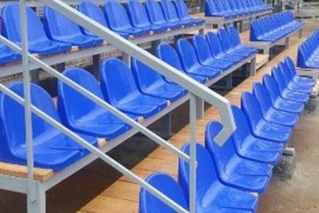 В Одессе отремонтировали пришкольный стадион (фото)