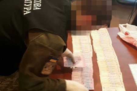 На взятке задержали одного из руководителей «Администрации морских портов Украины» (фото)
