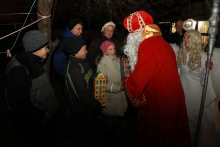 Детей из одесских приемных семей поздравили с праздником Святого Николая