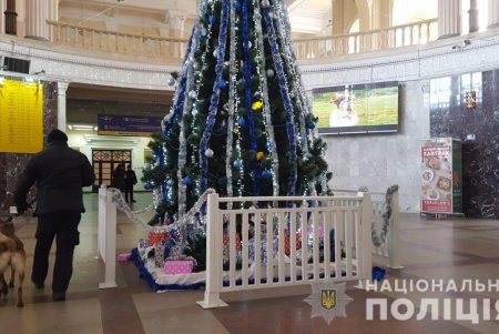 Полиция проверяет информацию о минировании автостанции и вокзала (обновлено, фото)