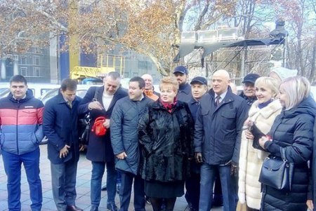 Одесские медики получили новые машины скорой помощи (фото)
